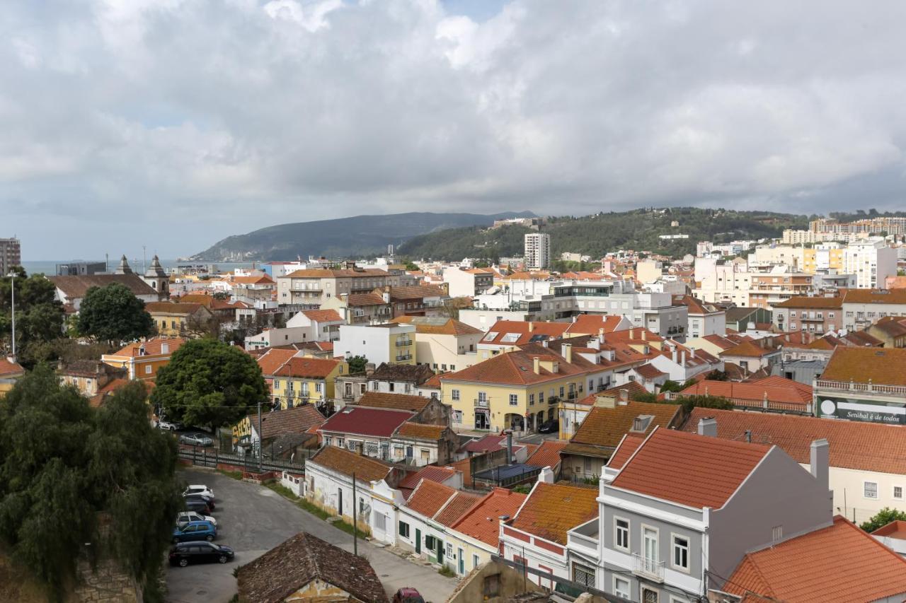 Hotel Arangues Setúbal Esterno foto