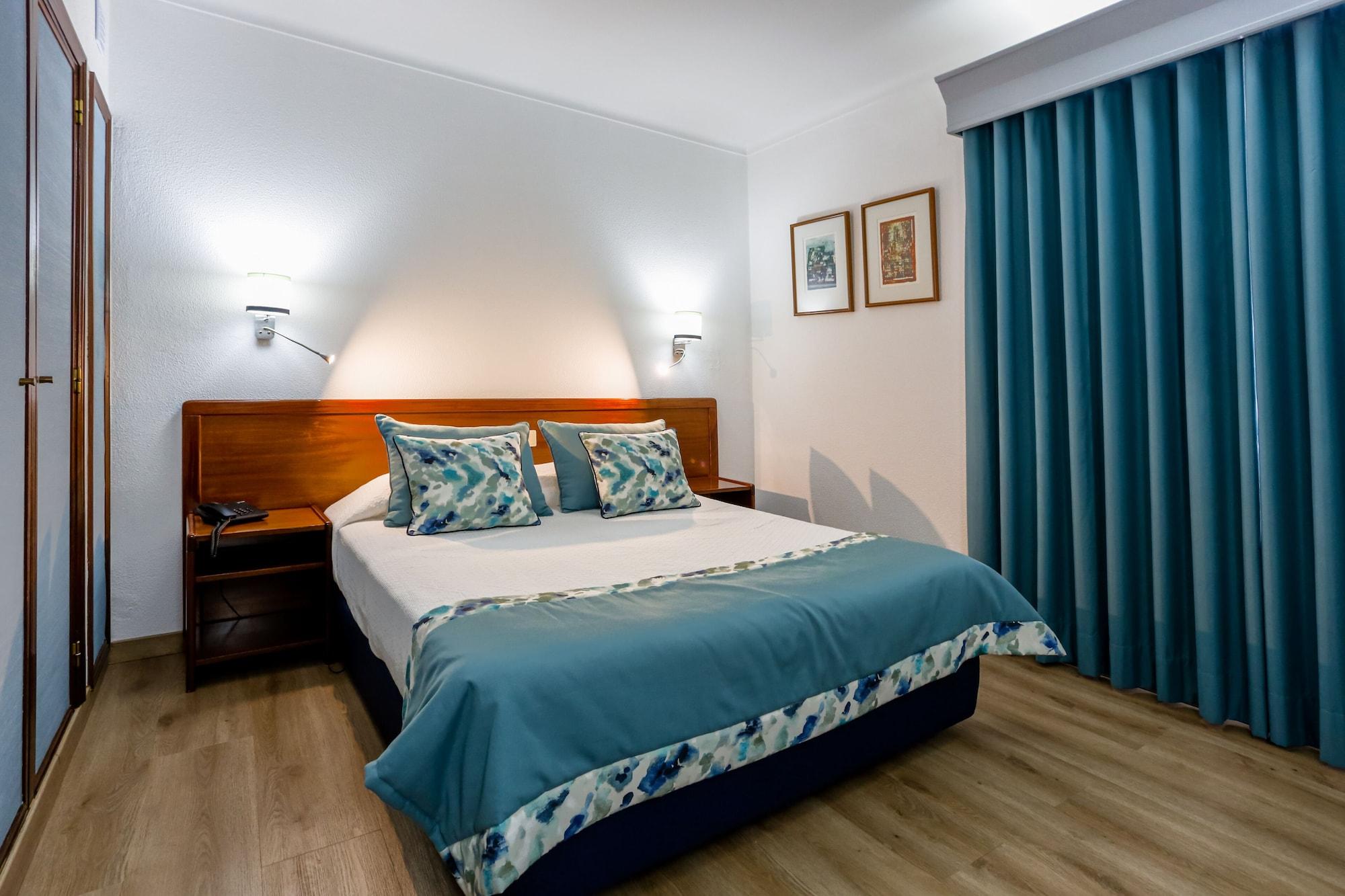 Hotel Arangues Setúbal Esterno foto