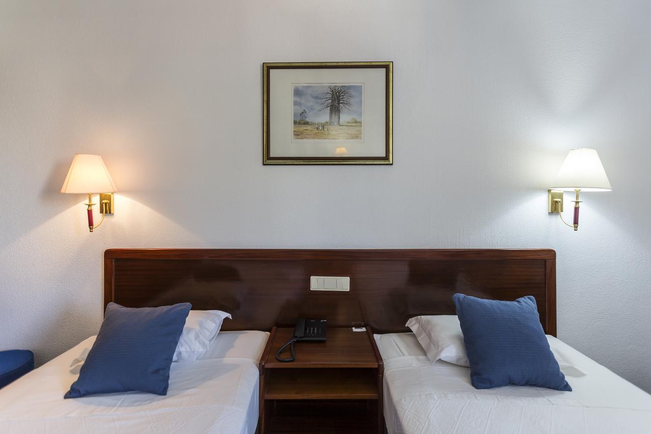 Hotel Arangues Setúbal Esterno foto